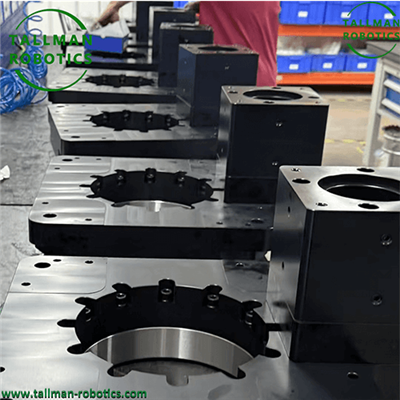 Hindi müşderileri üçin boş aýlawly basgançakly basgançak tamamlandy